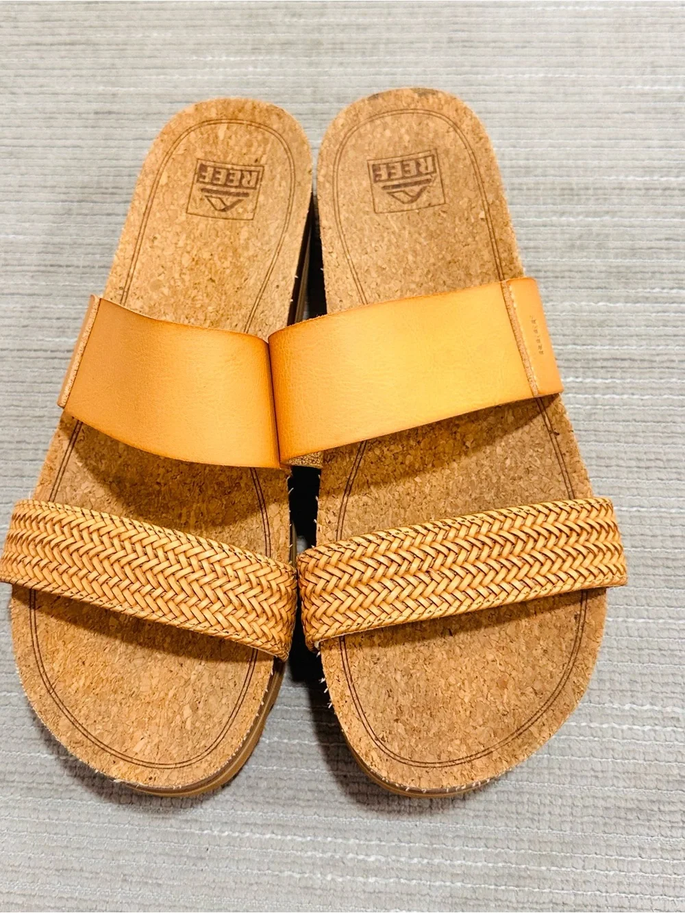 Reef Cushion Vista Hi Womens Platform Fashion Sandal Natural Braid Size 10